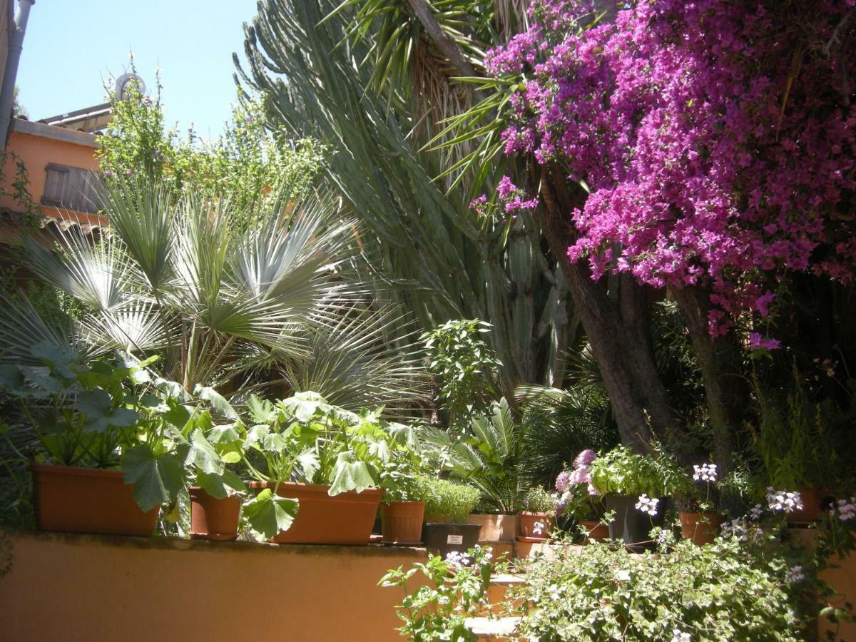 Via Dei Gerani B&B Sìnnai Esterno foto